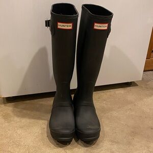 Hunter Classic Black Tall Boots